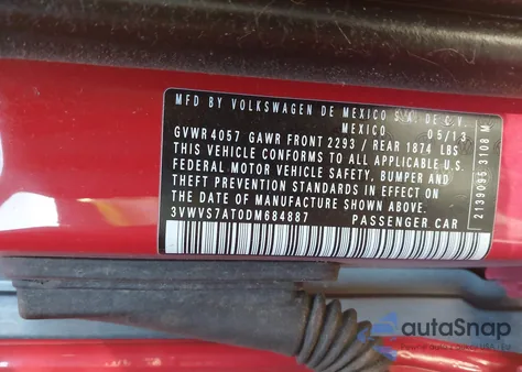 2013 Volkswagen Beetle 2.0T Turbo из США, поврежденный, VIN 3VWVS7AT0DM684887